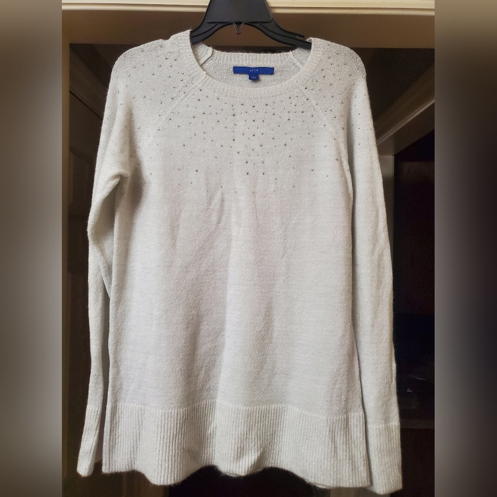 A.P.T. 9 Elegant White Rhinestone Sweater